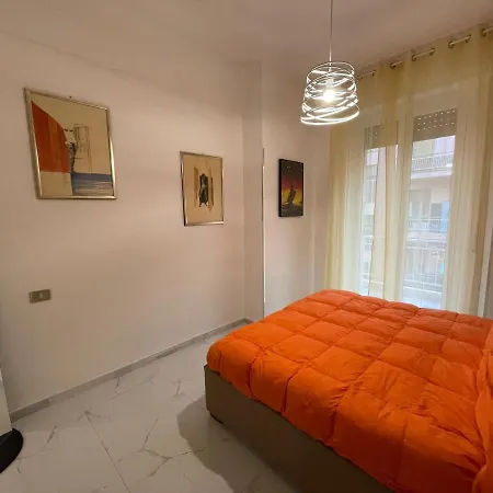 Wh - Dolce - Bilocale - 5 Minuti Dal Centro - Parcheggio Gratuito - Wifi Apartment *