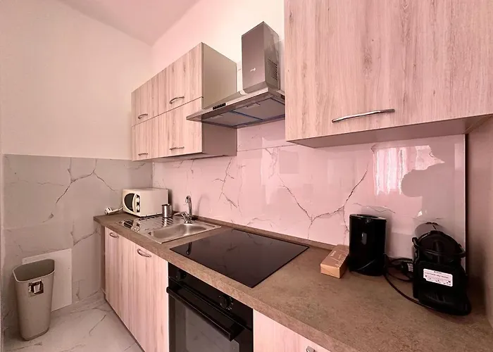 Apartment Wh - Dolce - Bilocale - 5 Minuti Dal Centro - Parcheggio Gratuito - Wifi *
