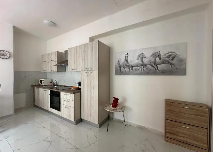 Wh - Dolce - Bilocale - 5 Minuti Dal Centro - Parcheggio Gratuito - Wifi San Remo